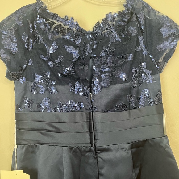 NWT Elegant Navy Blue Evening Dress S 16-18 - Picture 8 of 11